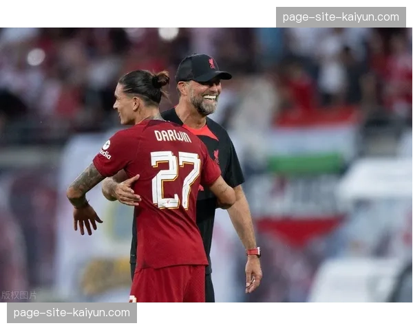 亨里希斯替补登场完成3次关键拦截，莱比锡防线深度有保障